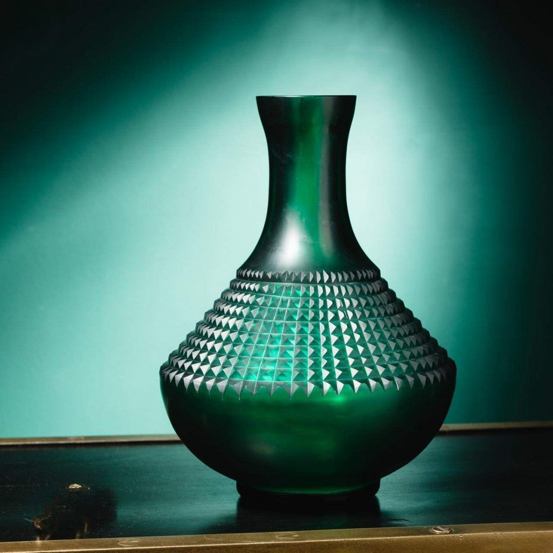 Small Matt Green Vase – Diamond Cut Detail