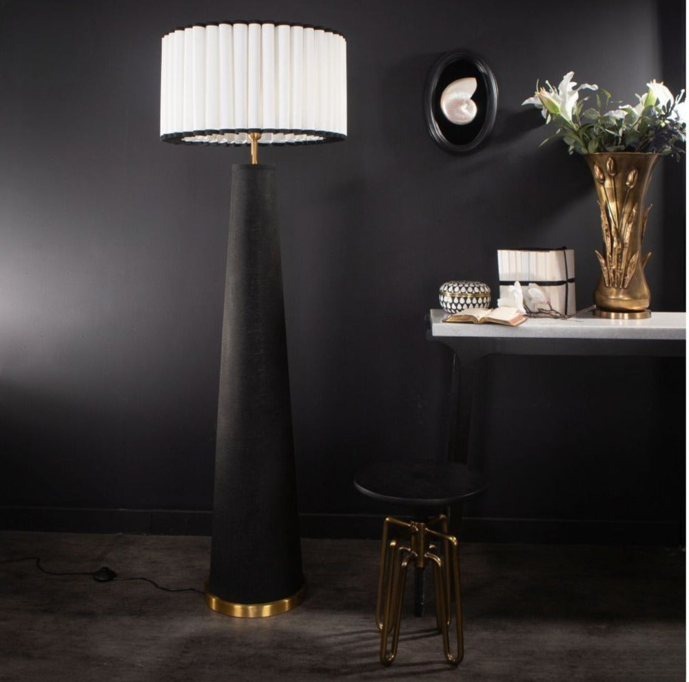 Echo floor lamp
